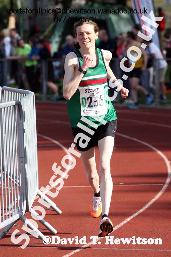 Senior women, Northern Road Relays, Blackpool. Photo: David T. Hewitson/Sports for All Pics